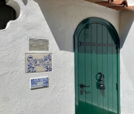 La casa Ingresso della casa video sorvegliato